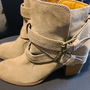 Mossimo Suede Ankle Boots (OTWC)